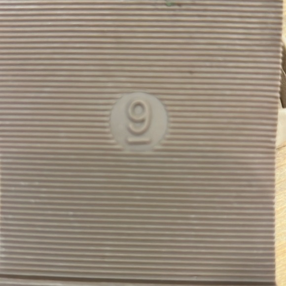 Women's Indi Slide Tan Sandals - Shade & Shore size 9 - Picture 6 of 6